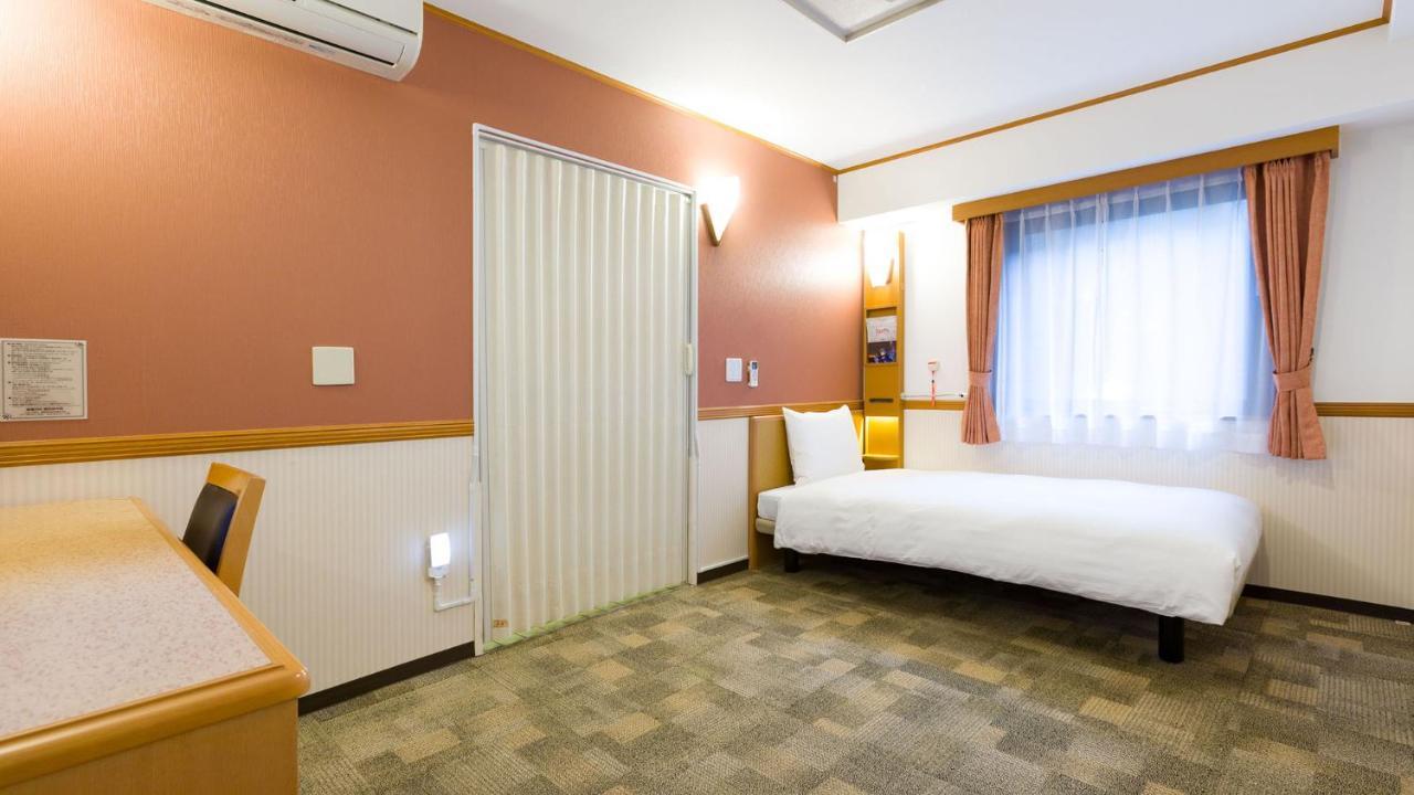 Toyoko Inn Musashi-Nakahara Ekimae Kavaszaki Kültér fotó