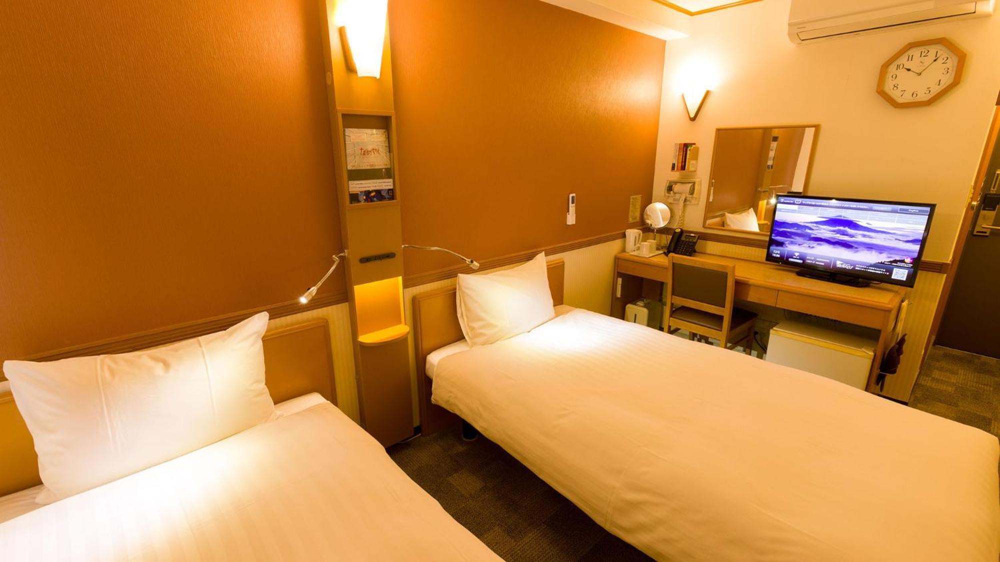 Toyoko Inn Musashi-Nakahara Ekimae Kavaszaki Szoba fotó